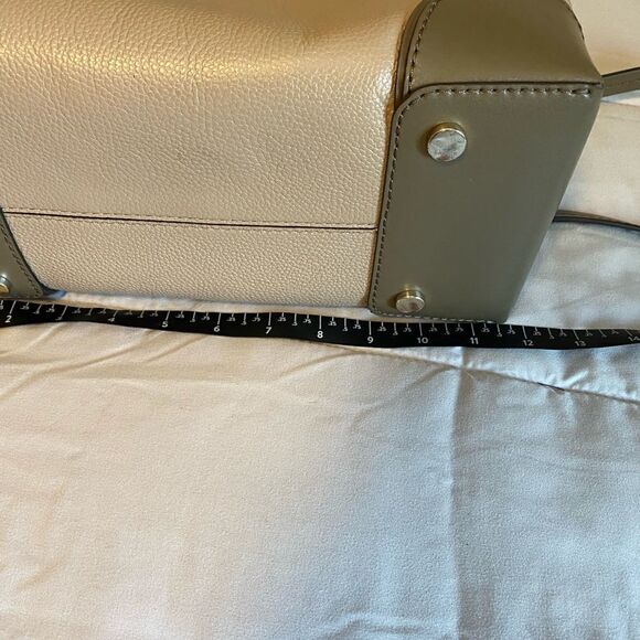 MICHAEL KORS
Mercer Gallery Medium Color Block Pebbled Leather Satchel - Picture 4 of 15